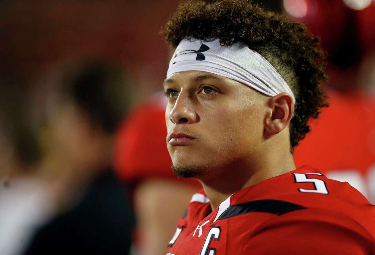 Tech's Patrick Mahomes watches the team on defends during an NCAA coll...