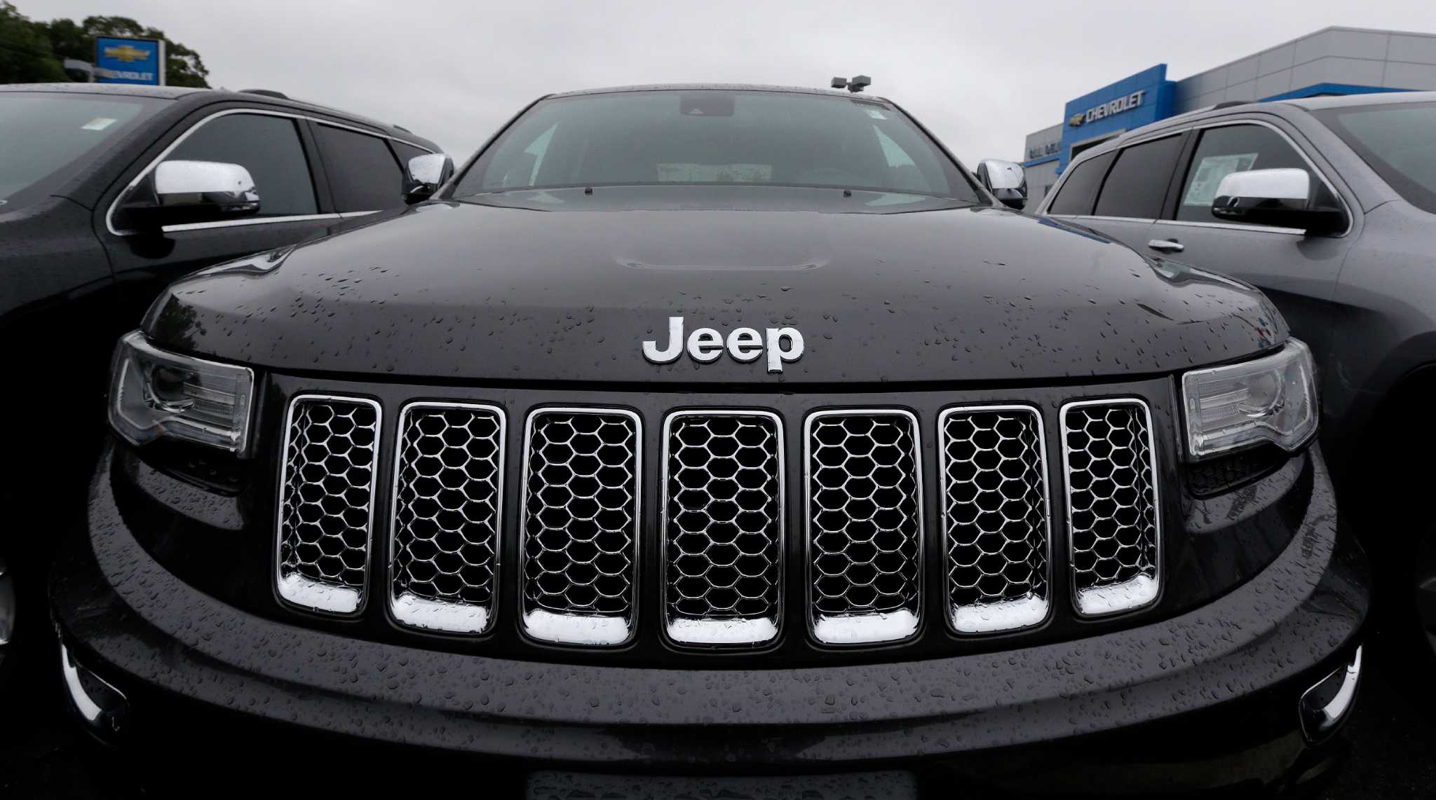 U.S. closes probe of Jeep automatic braking; no recall sought