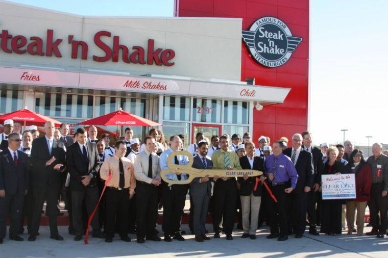 Steak and Shake celebrates grand opening of ster location
