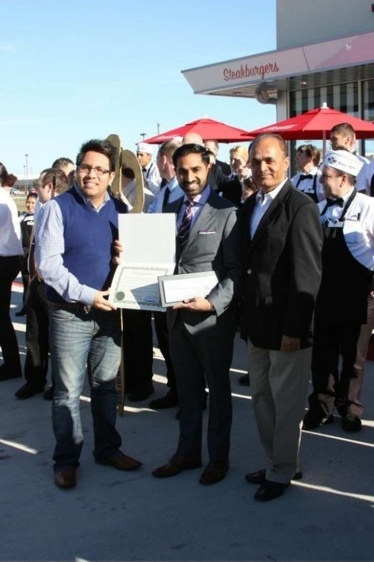 Steak and Shake celebrates grand opening of ster location