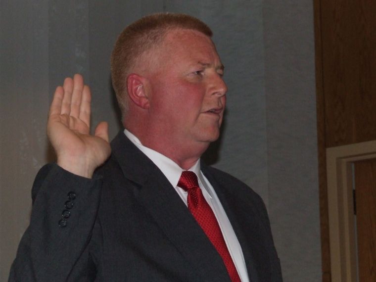 Judge urges Galveston GOP to resolve "family" differences