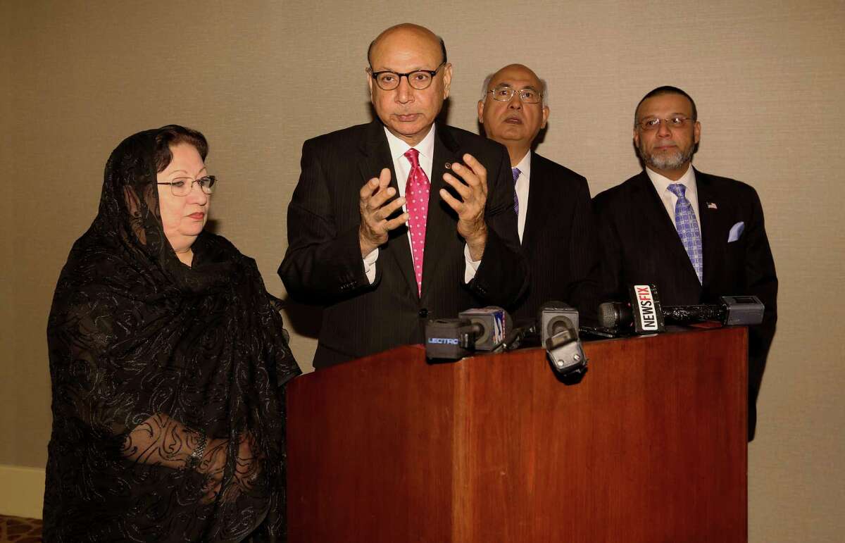 Ghazala Khan, left, and Khizr Khan, parents of fallen Army Capt. Humayun Khan, said Houston residents welcomed them as immigrants in 1980.﻿