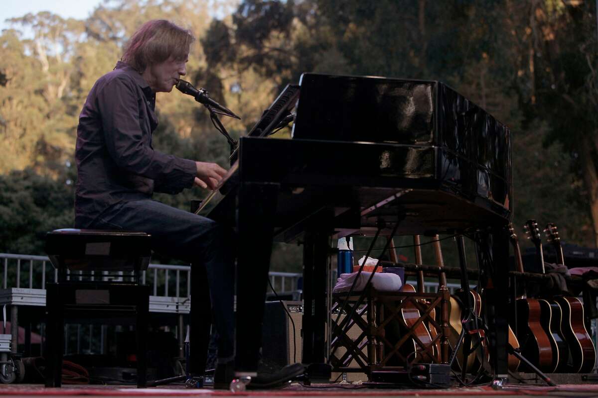 Cake lead singer John McCrea offers charged commentary at Hardly