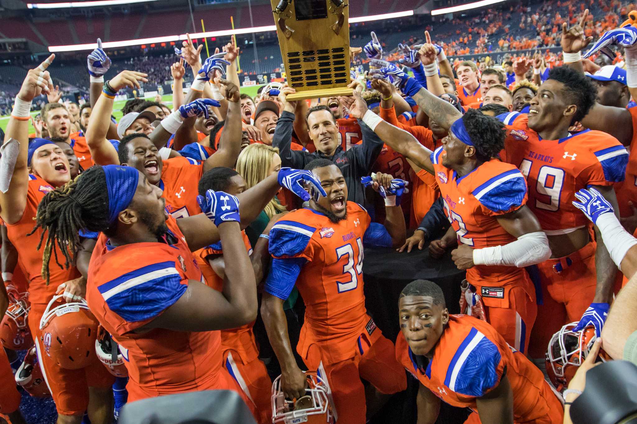 Sam Houston State Scorches Rival Stephen F Austin