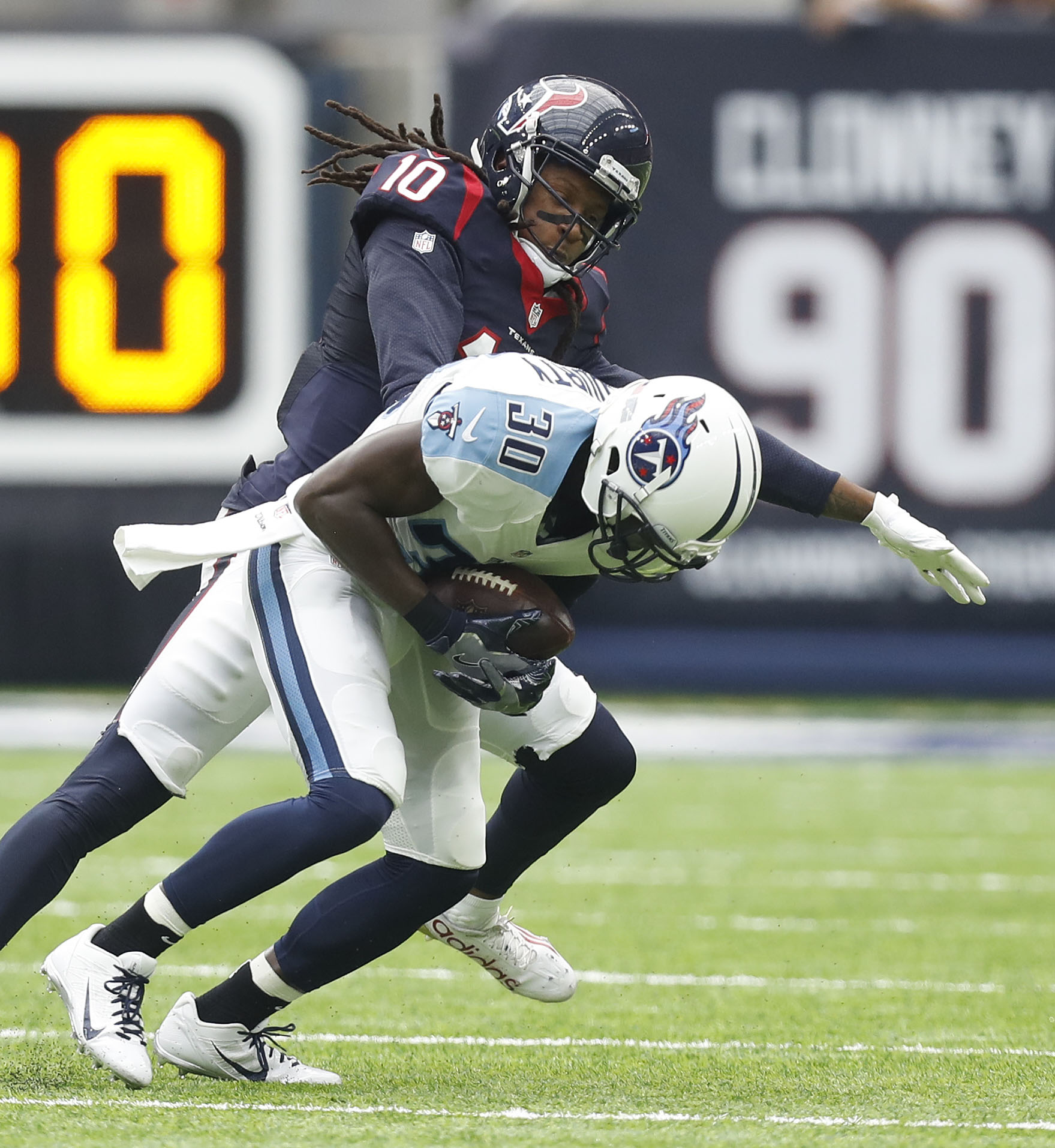 Titans' Ben Jones fined for taunting ex-teammate - NBC Sports