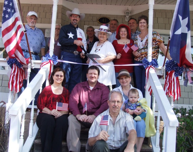 San Jac Republicans Celebrate New Headquarters