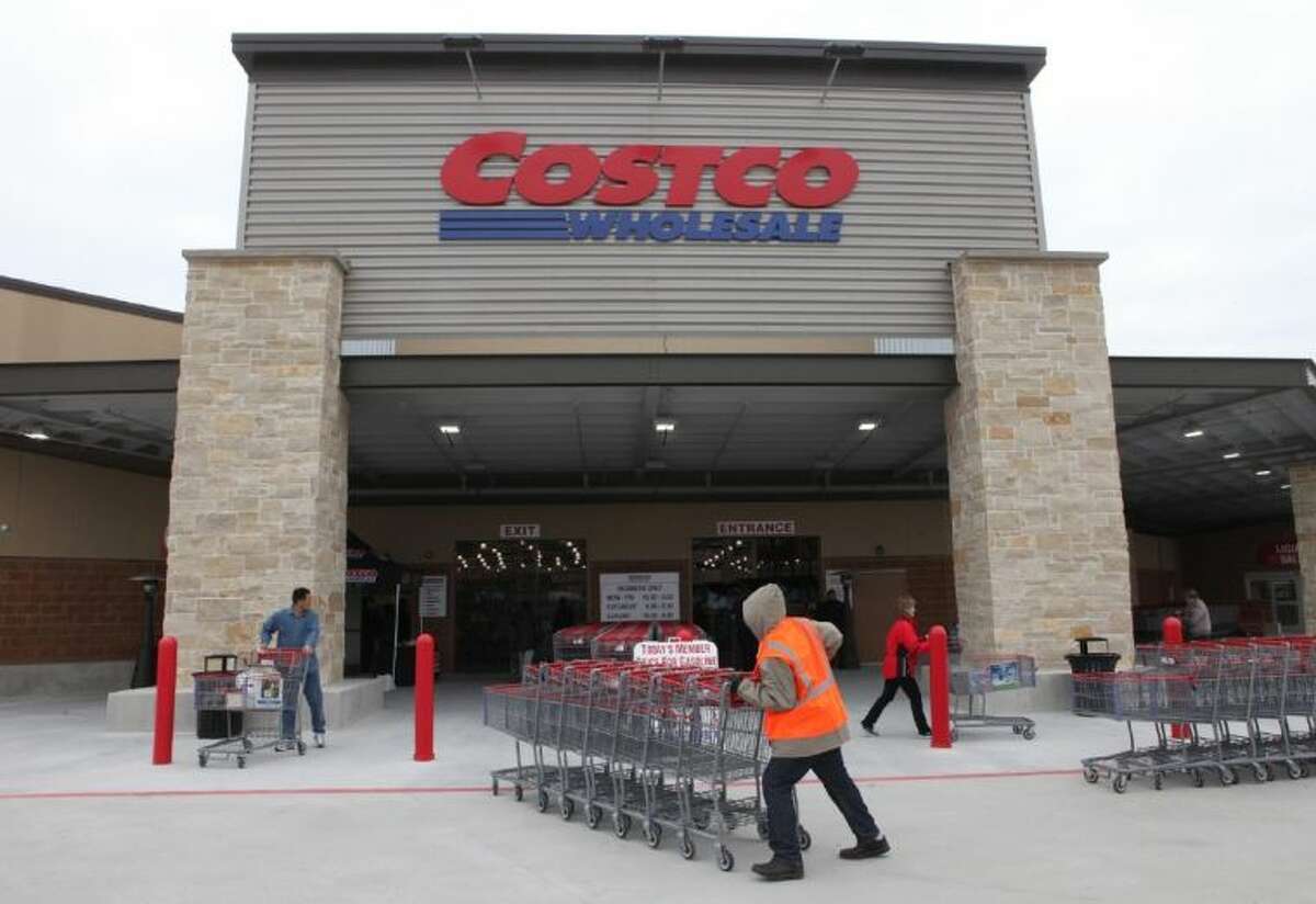 Masses flock to Katy Costco’s grand opening