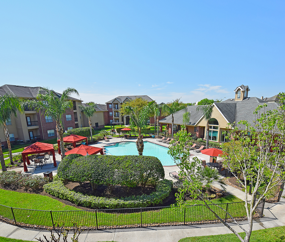 Florida investor buys apartments near Texas Medical Center