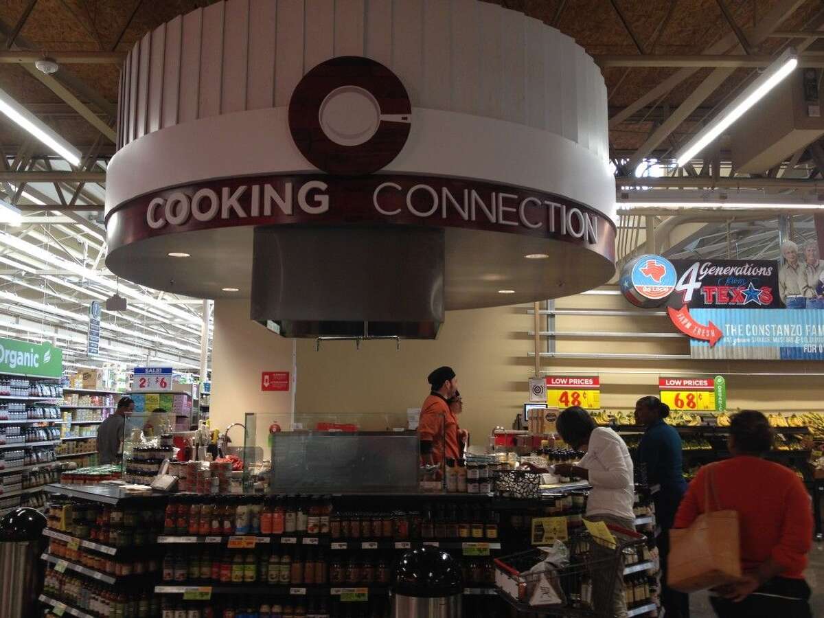 New HEB location opens in Tanglewood