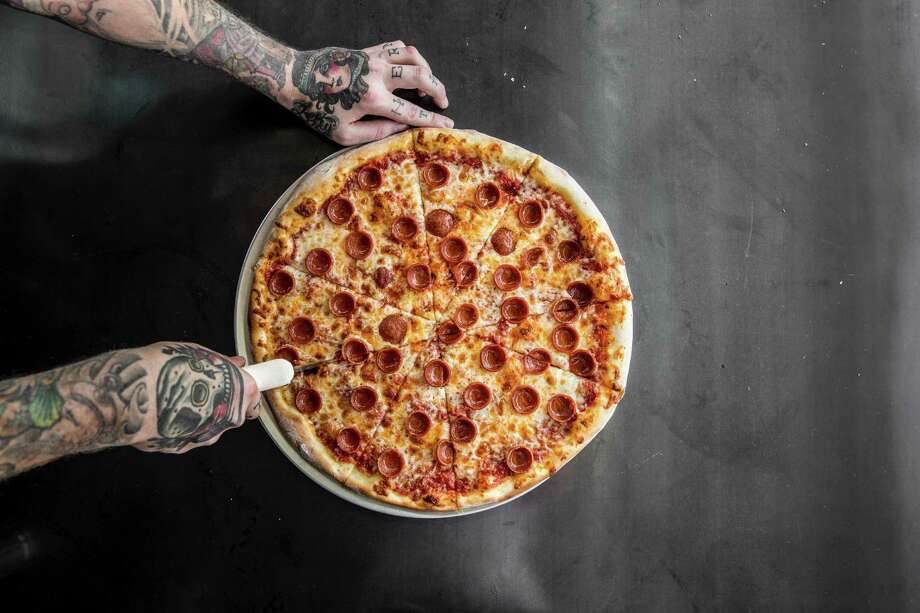 The Best New Restaurants In Houston For 2016 Chronicle Gt Best New Houston Restaurants Of 2016pi Pizzapictured Pepperoni Pieread Alison Cook S