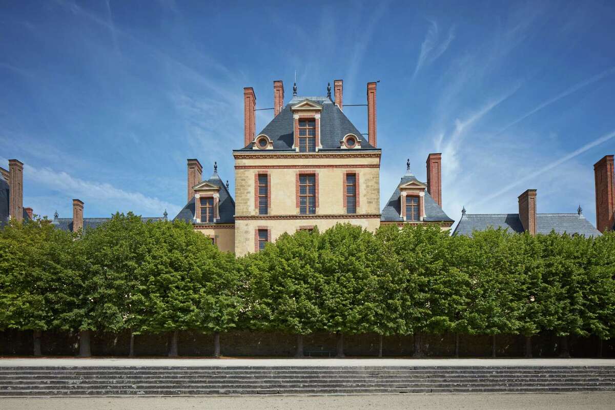 Eye For Design: The Interiors of Chateau Fontainebleau