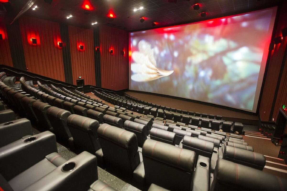 Cinemas opens SDX Theater in Kingwood
