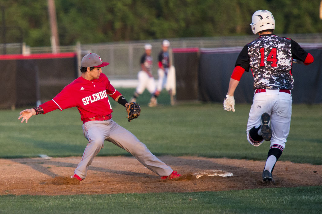 BASEBALL Huffman beats Splendora, 110