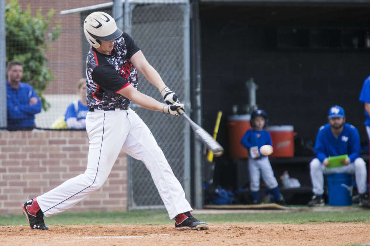 BASEBALL Huffman edges in Game 1 of bidistrict playoffs