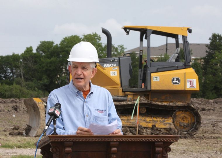 Gallery Furniture breaks ground on new Grand Parkway location