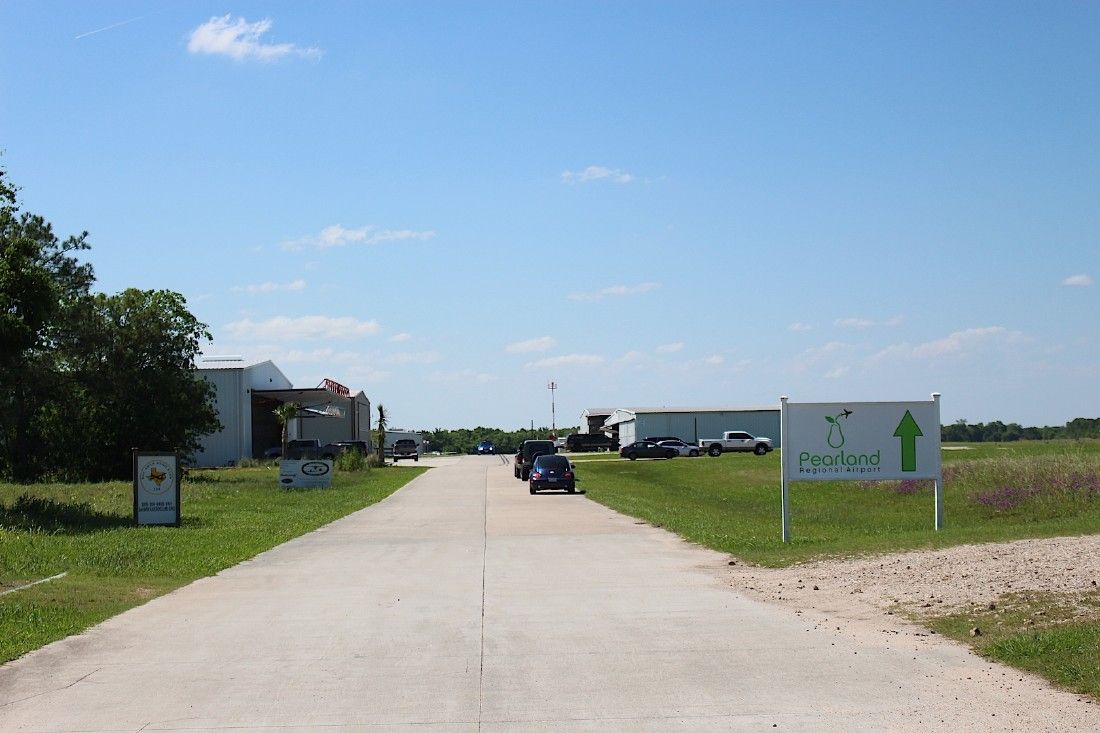 Plane veers off runway at Pearland Regional Airport Houston Chronicle