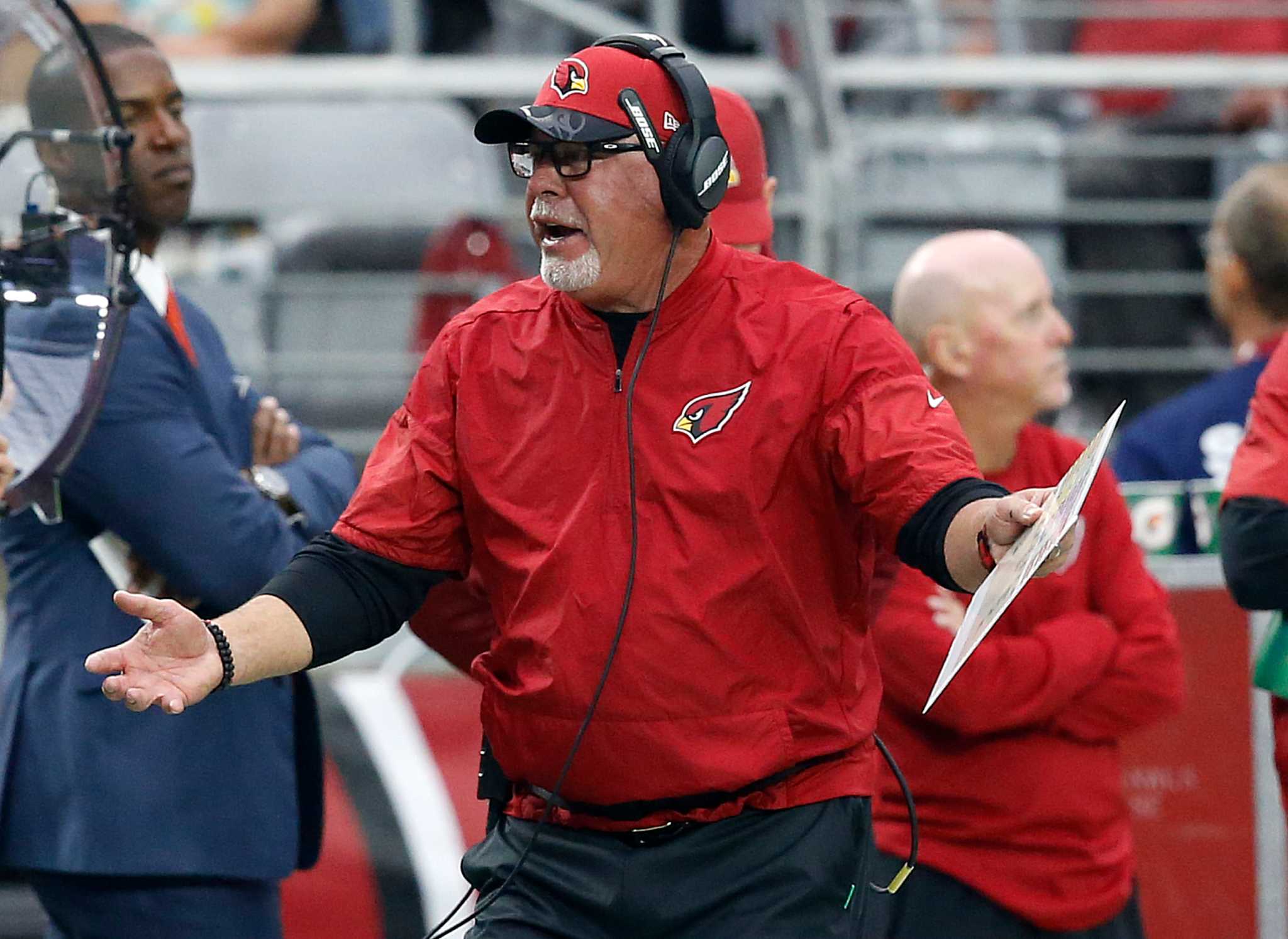 Colts vs. Cardinals pregame: Andrew Luck greets Bruce Arians