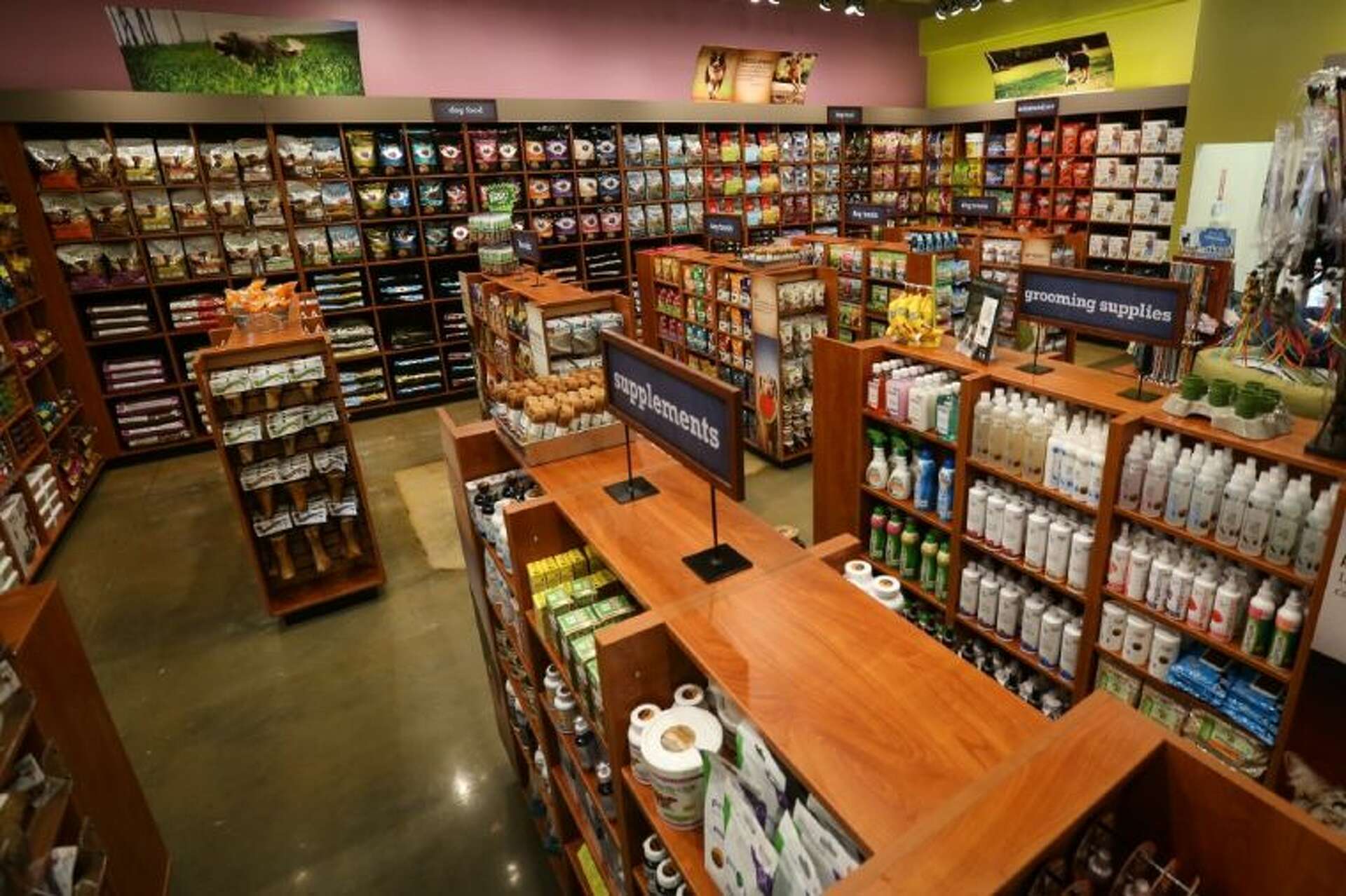 Kriser s Natural Pet to open River Oaks location