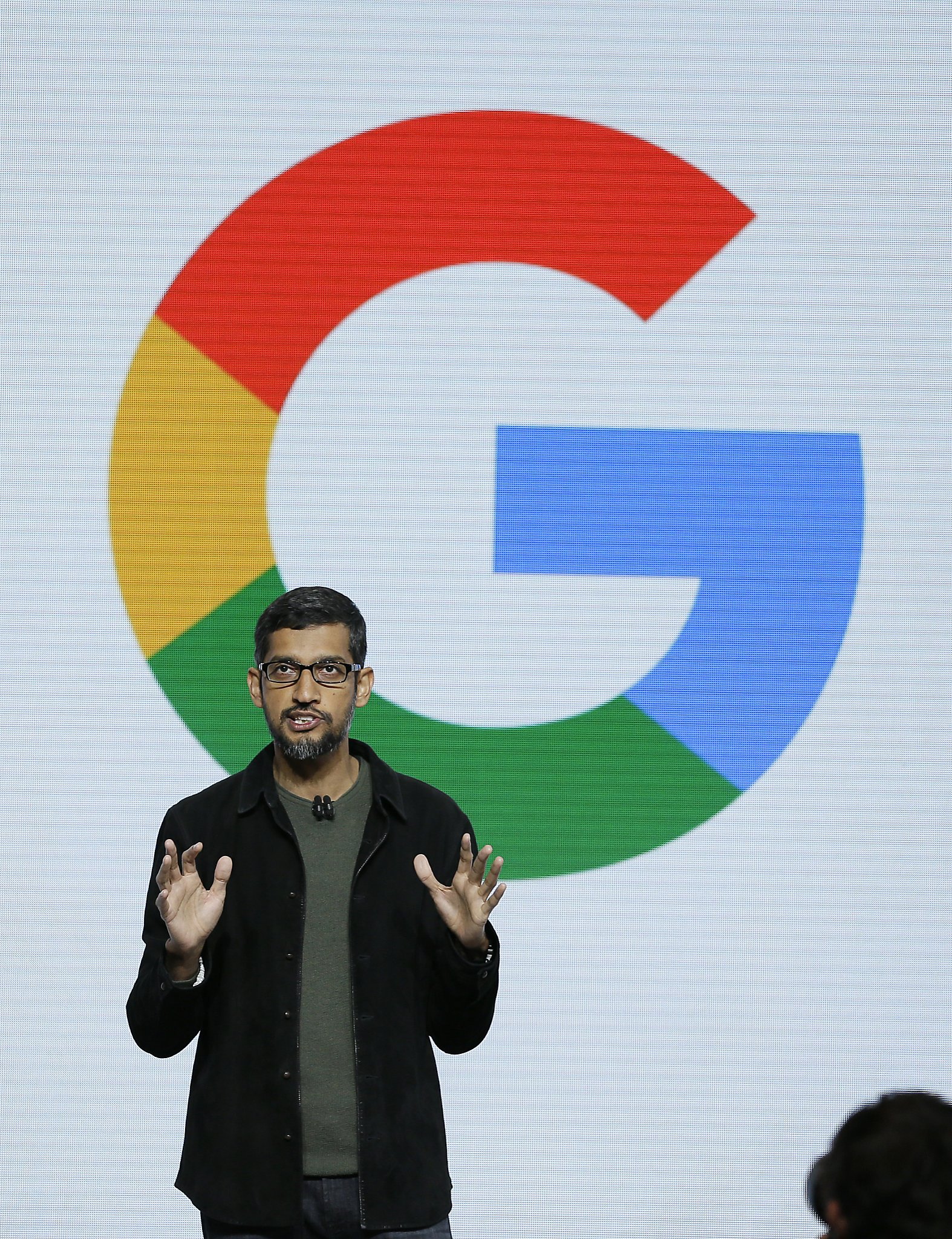 Alphabet revenue grows amid advertising strength