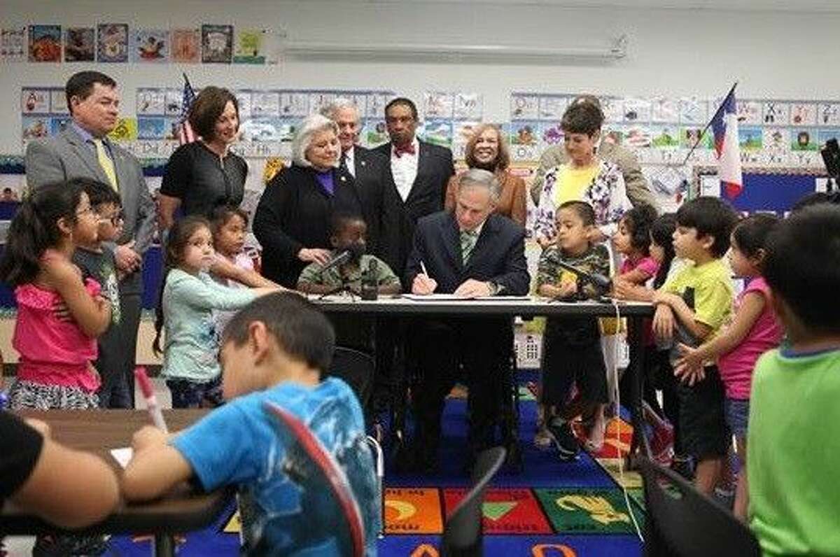 The Governor hosted an event at Anita Uphaus Early Childhood Center in Austin.