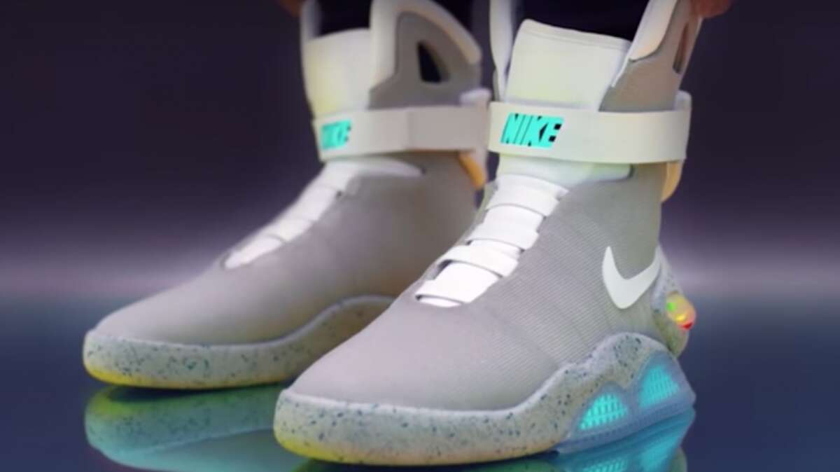 bordillo Margarita académico Nike's Self-Lacing 'Back to the Future' Sneaker Is Here and Is Cooler Than  You Think