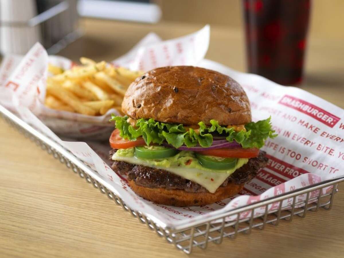 Smashburger rolls out gluten-free buns with opening of Willowbrook location