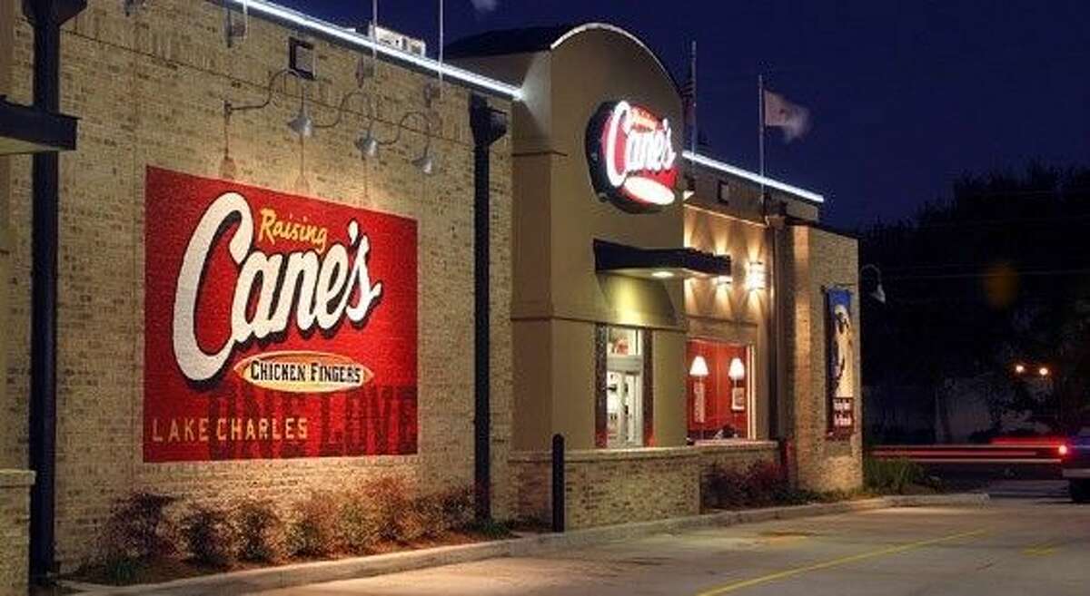 New Houston Raising Cane's location offers free chicken for a year on