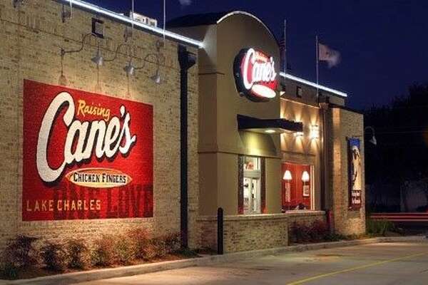New Houston Raising Cane's location offers free chicken for a year on