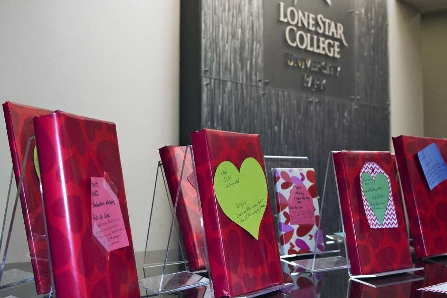 LSCUniversity Park library sets up readers on blind dates with books