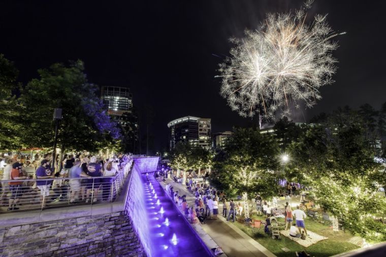 the-woodlands-celebrates-labor-day-weekend-with-free-concert-fireworks