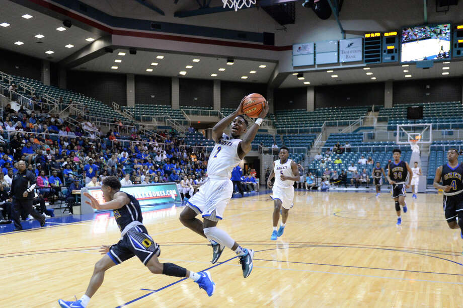 No 1 Elkins No 3 Lancaster Clash For 5a State Basketball