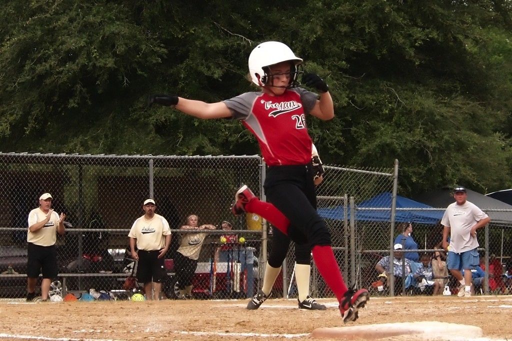 Dixie Softball Tournament carries on between rain storms