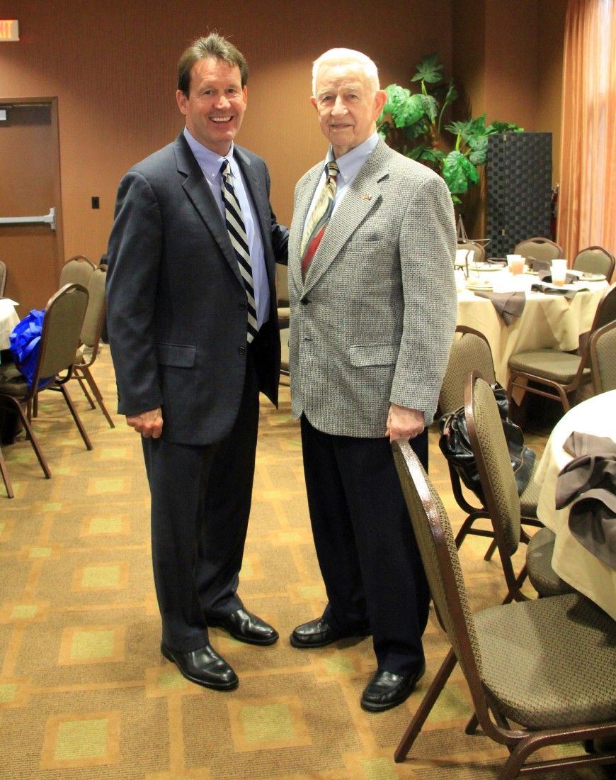 Young challengers seek to replace longtime Pearland mayor