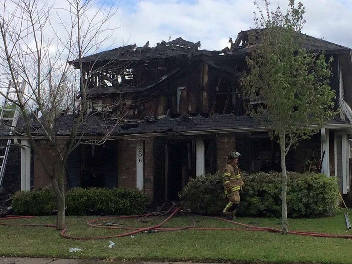 Fire Destroys Deer Park Home   1200x0 