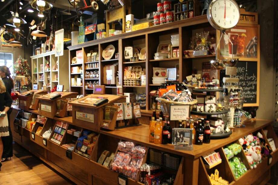 We had millennials try Cracker Barrel for the first time ...