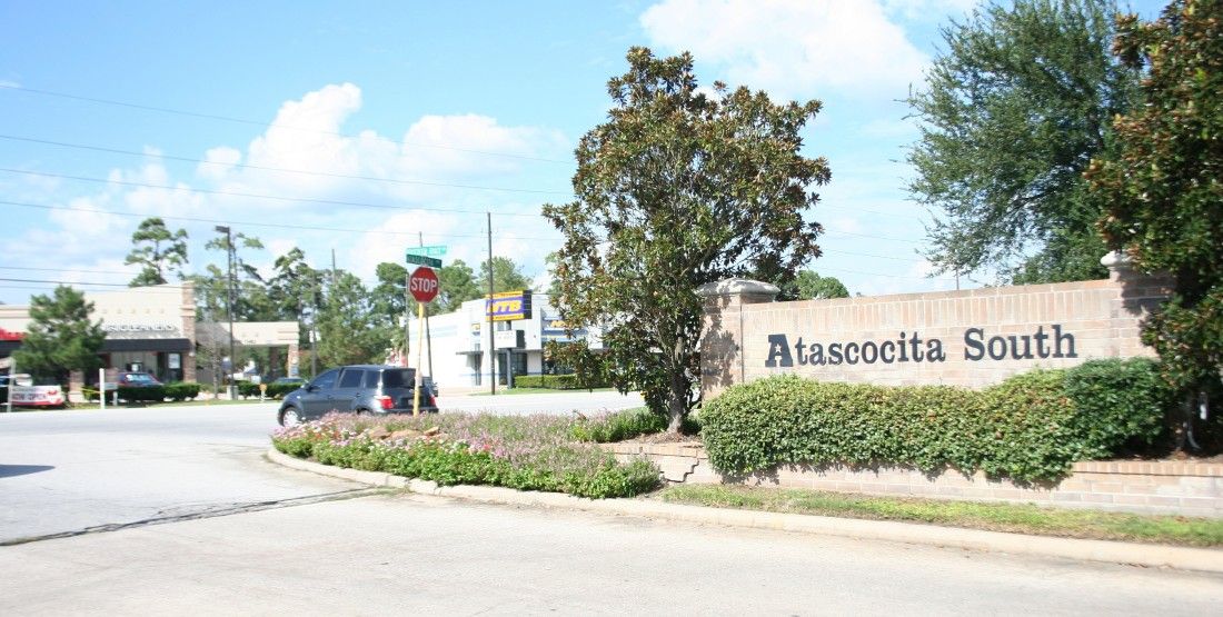 Traffic light being discussed by Harris County agencies