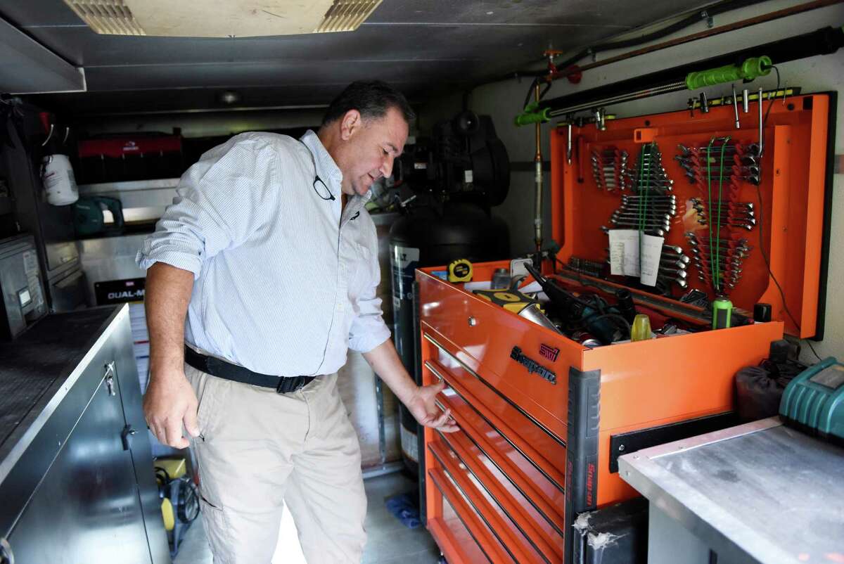 Father and son team up for innovative Greenwich car business