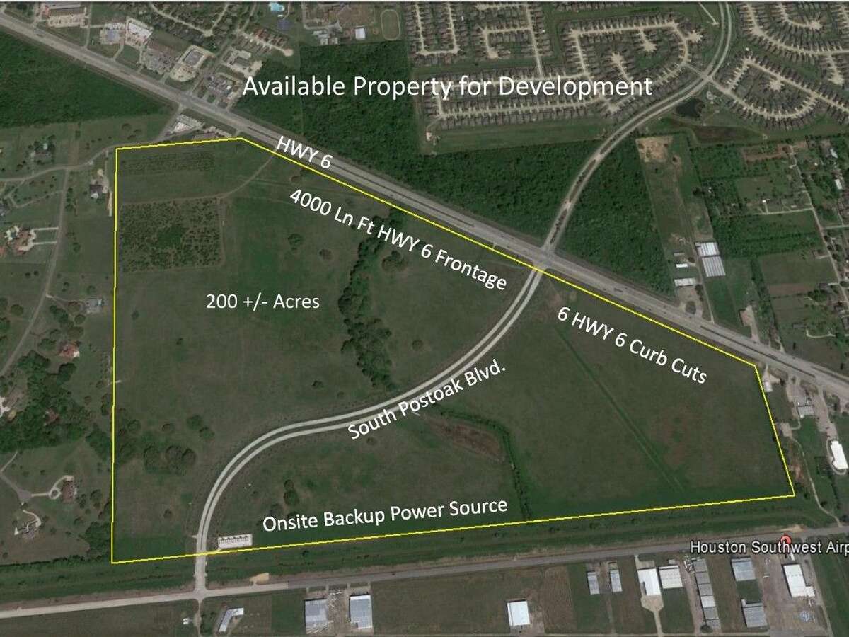 Arcola mayor speaks on airport expansion, undeveloped property