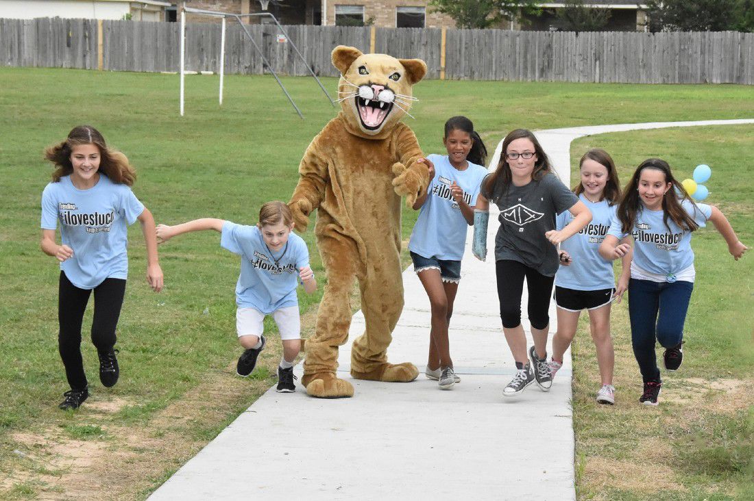 Keith Elementary dedicates new jogging track