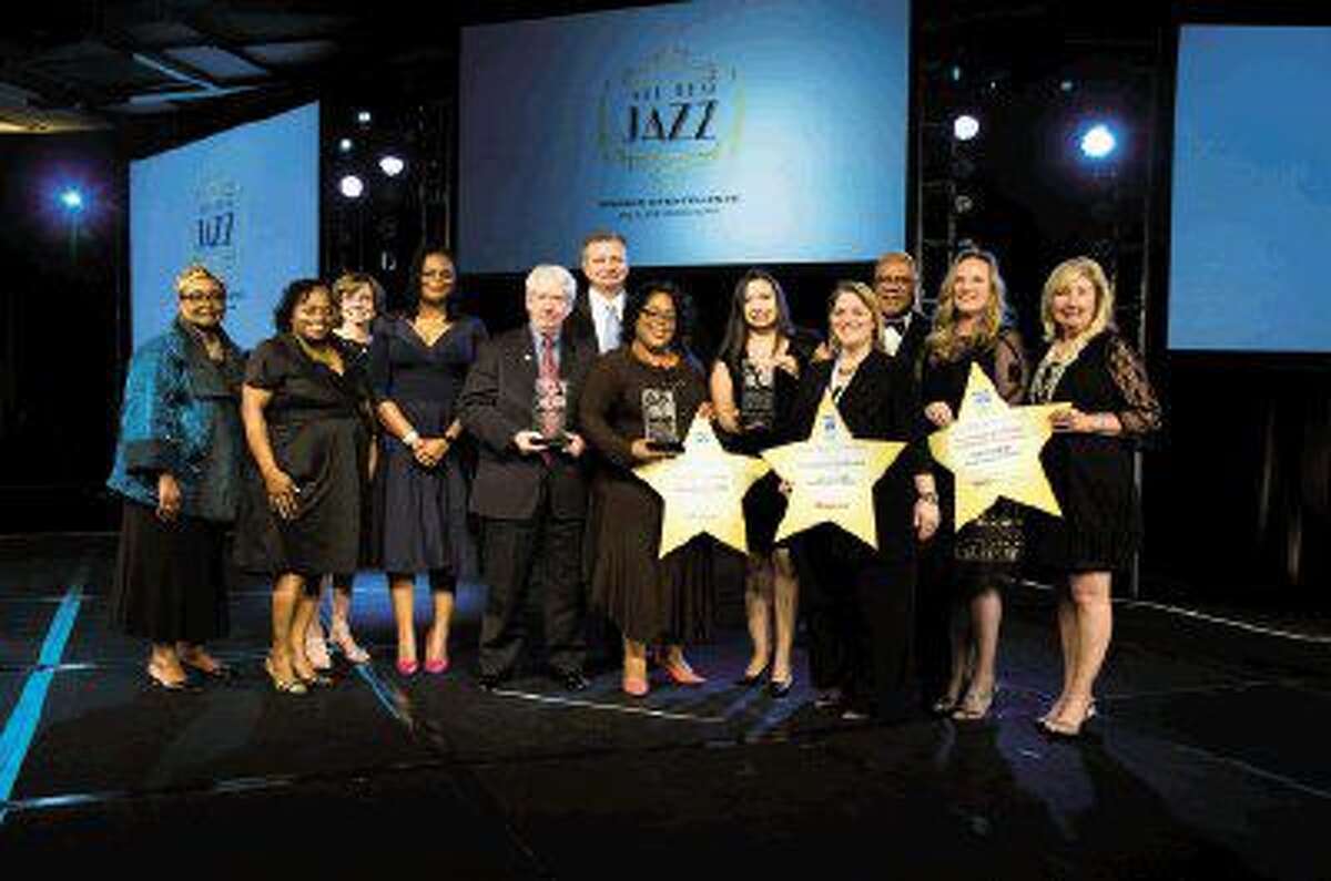 Lee College earns national recognition as AACC Award of