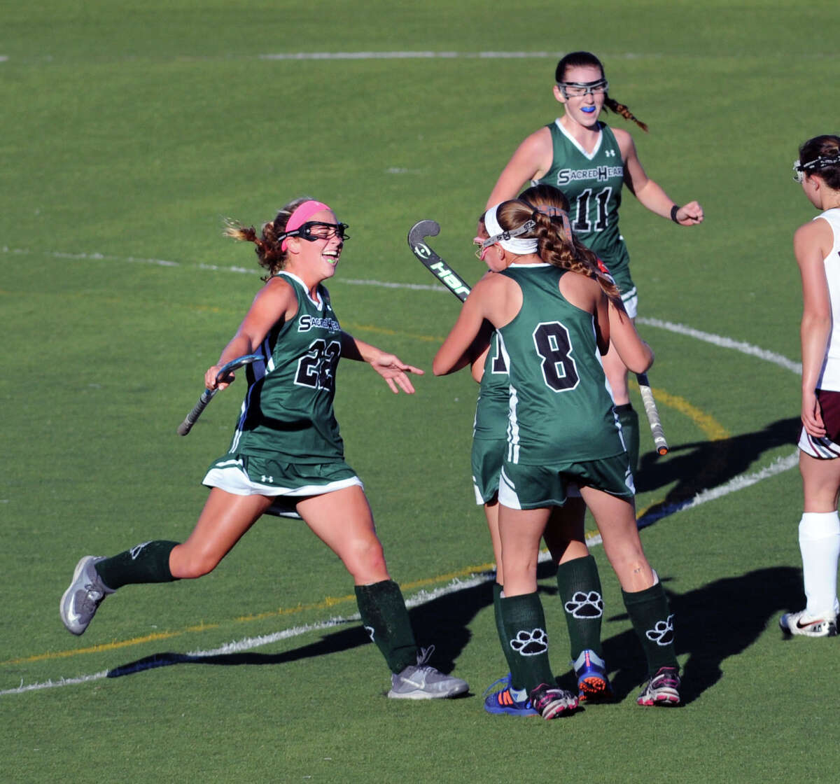 Sacred Heart field hockey team tops Loomis Chaffee