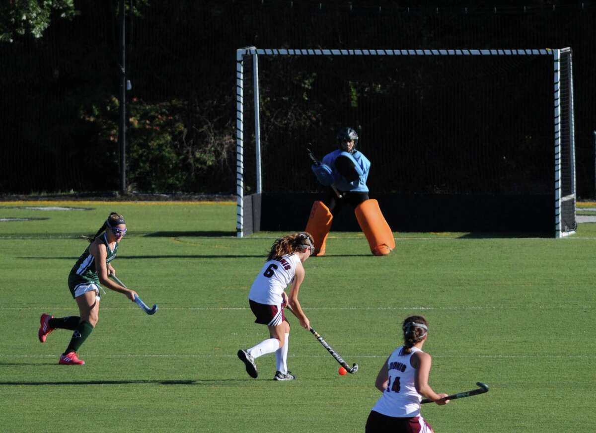Sacred Heart field hockey team tops Loomis Chaffee