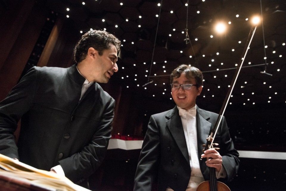 Andrés Orozco-Estrada’s 3 Weeks of Beethoven opens with the epic fifth ...