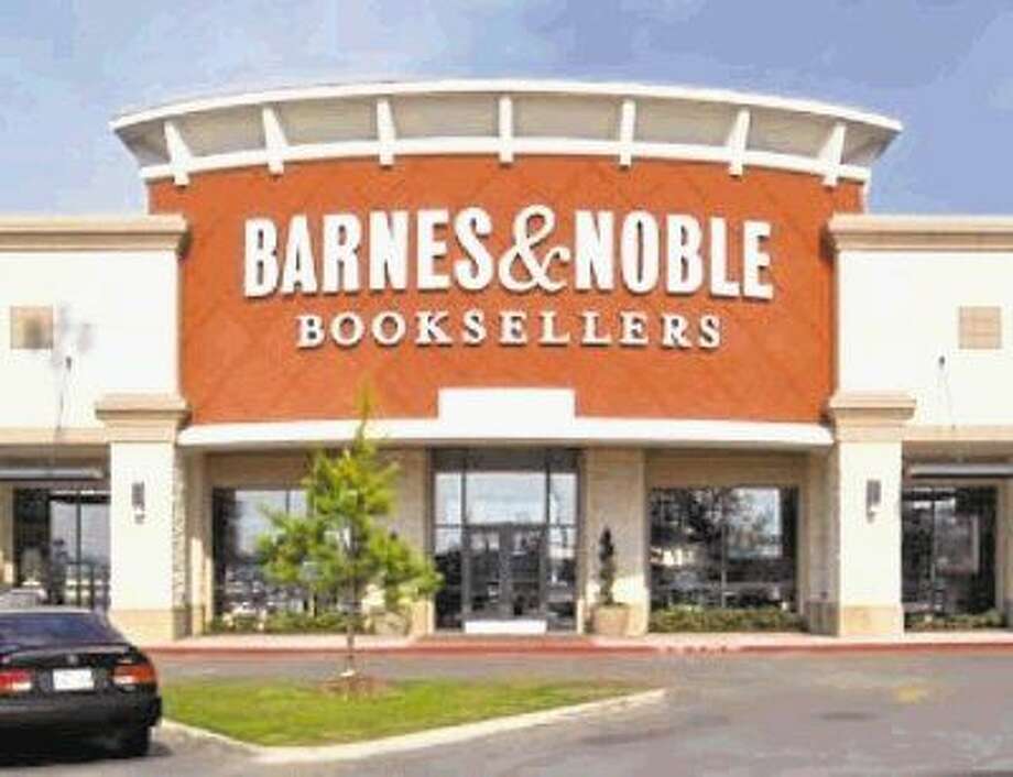 Barnes Noble Deerbrook Kicks Off Holiday Shopping Season With