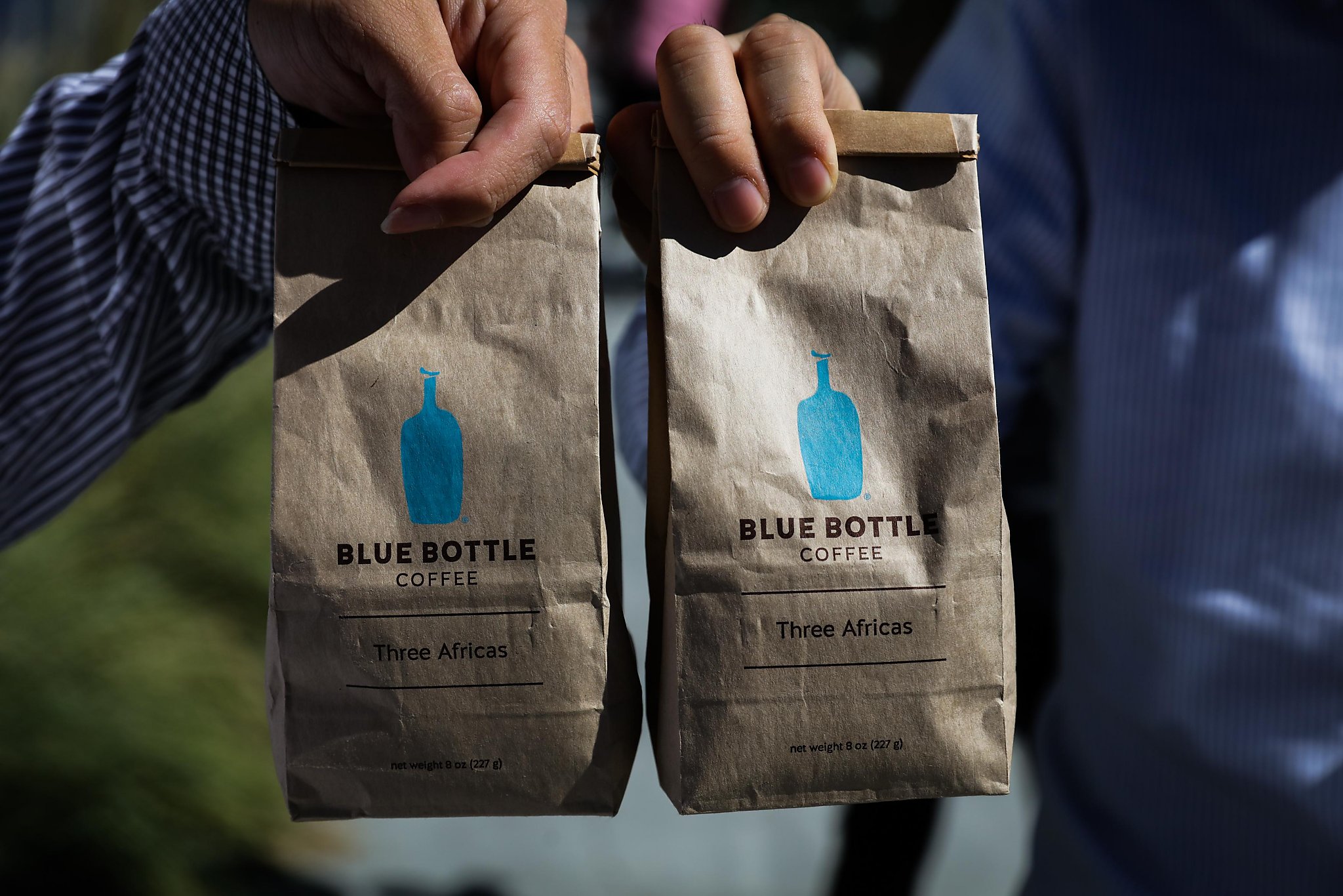 Blue Bottle Coffee Debuts First Chicago Café