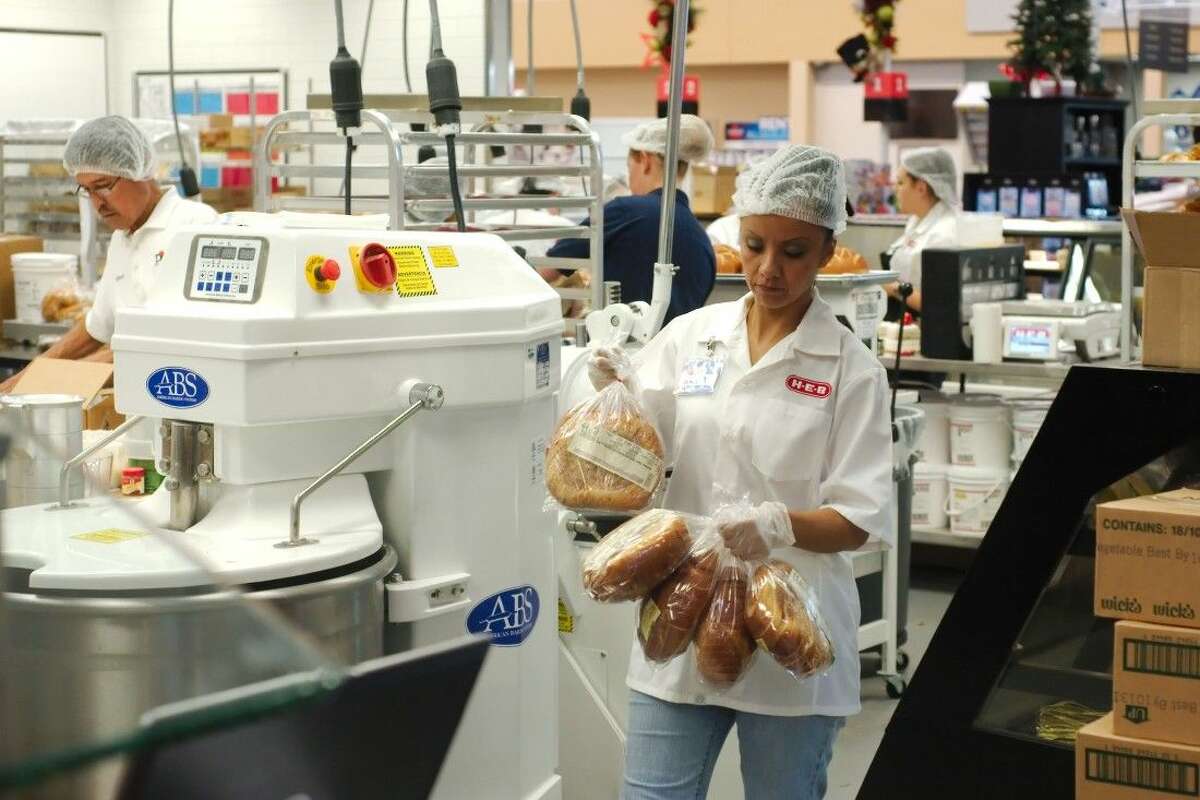 new-h-e-b-opens-in-deer-park