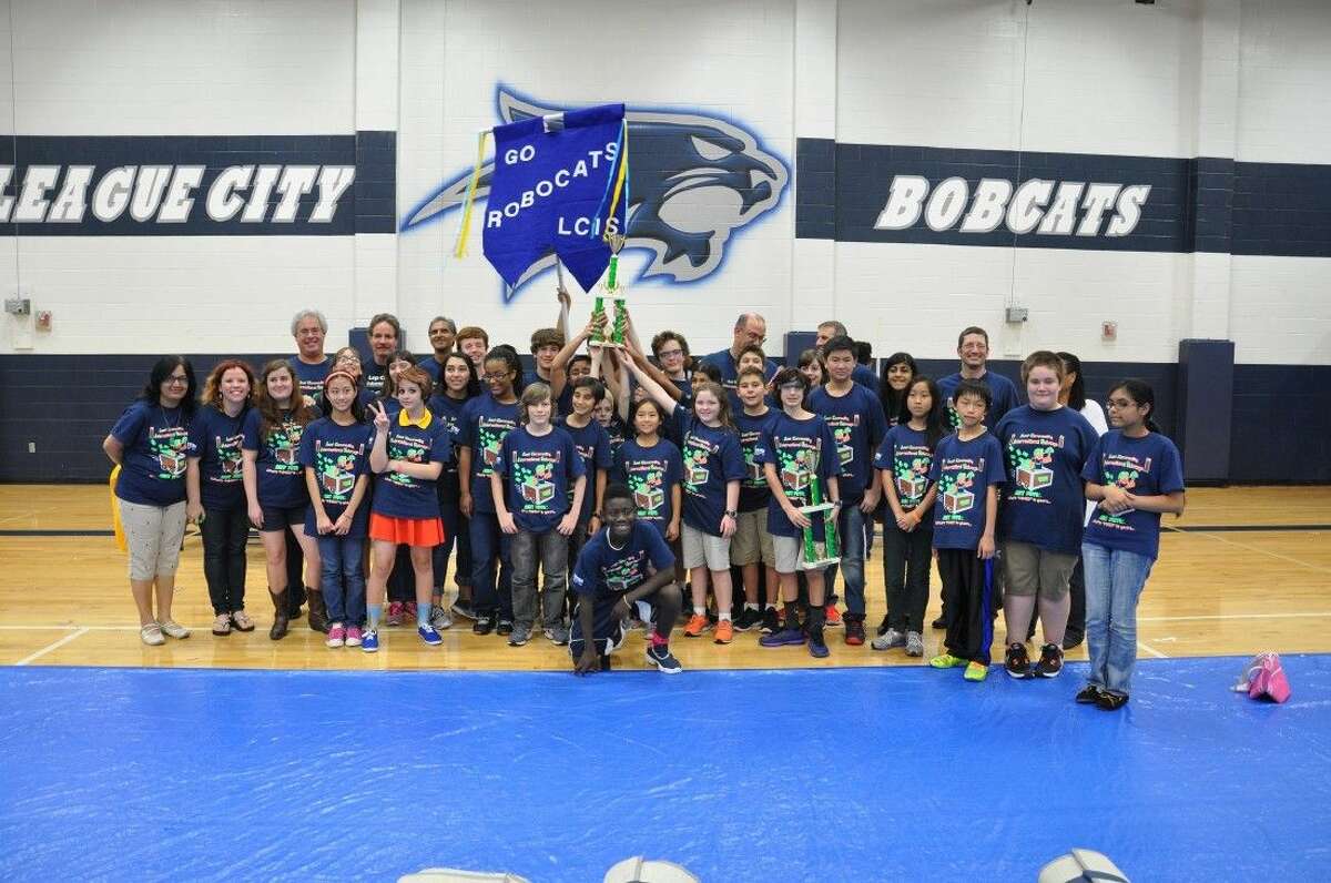 Westbrook Intermediate, League City robotic teams headed to Regional