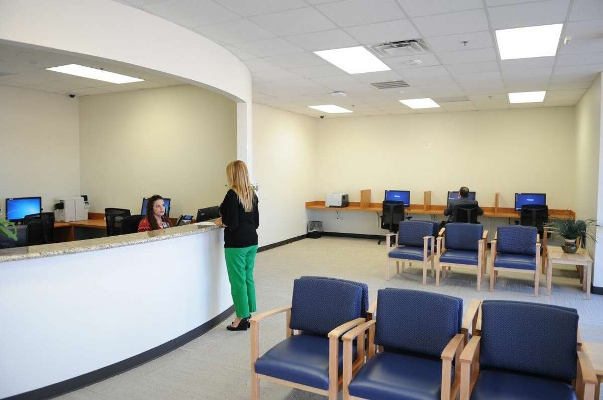 Houston Methodist The Woodlands Hospital Welcome Center provides a centralized location to educate prospective employees, physicians, volunteers, visitors, and guests about the Hospital and Houston Methodist Health System. Reception area of the Welcome Center.