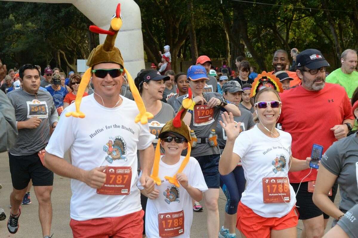 Turkey Dash provides Thanksgiving fun for all