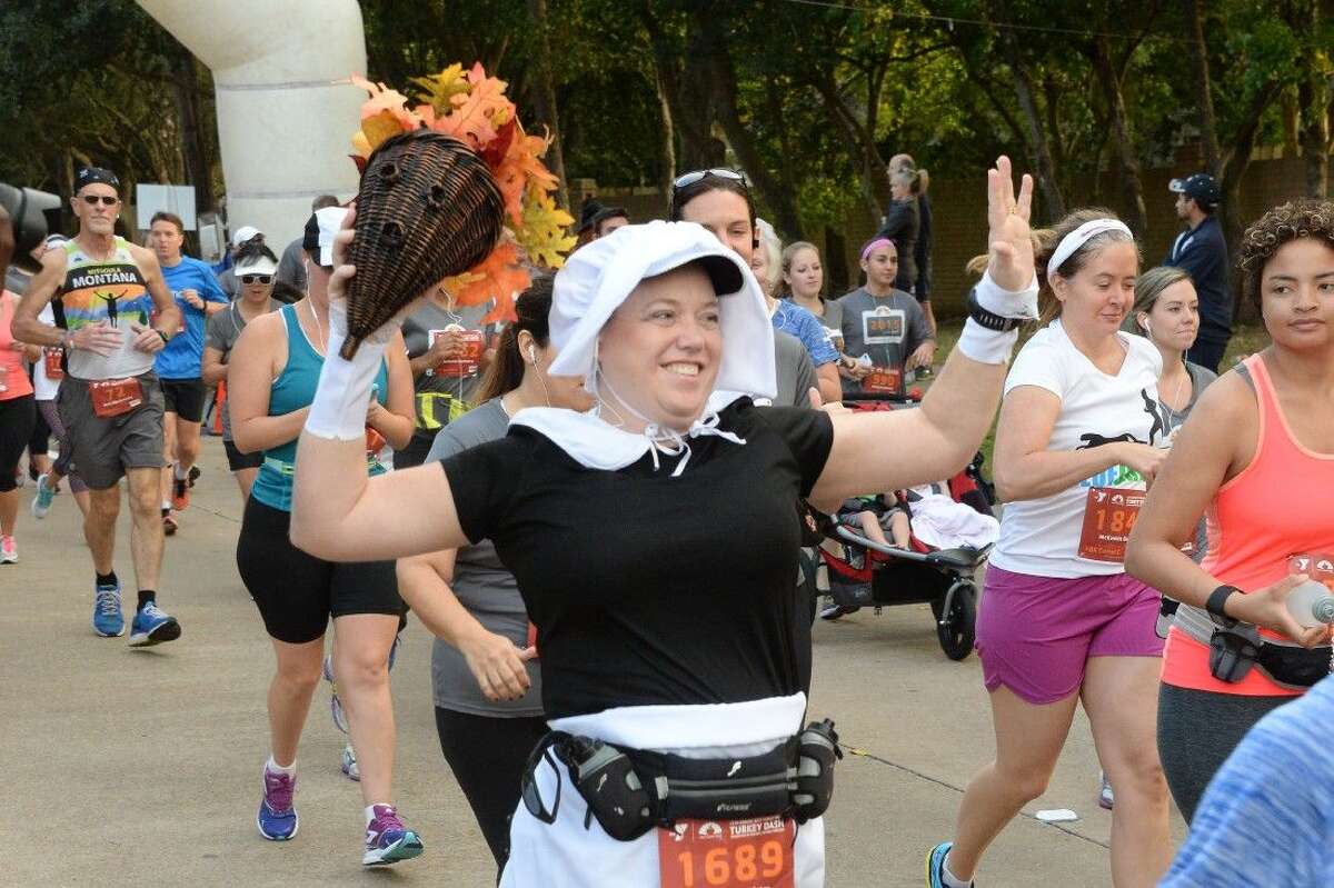 Turkey Dash provides Thanksgiving fun for all